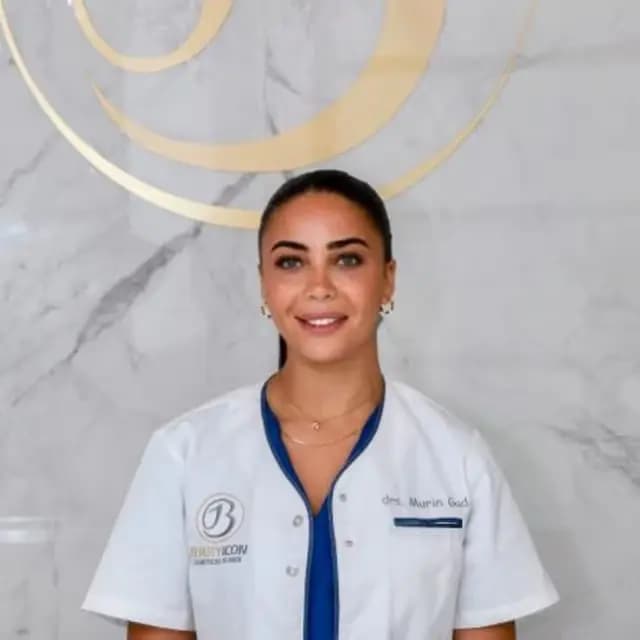 Portretfoto van Drs. Murin Gad, Cosmetische arts bij Beauty Icon Almere