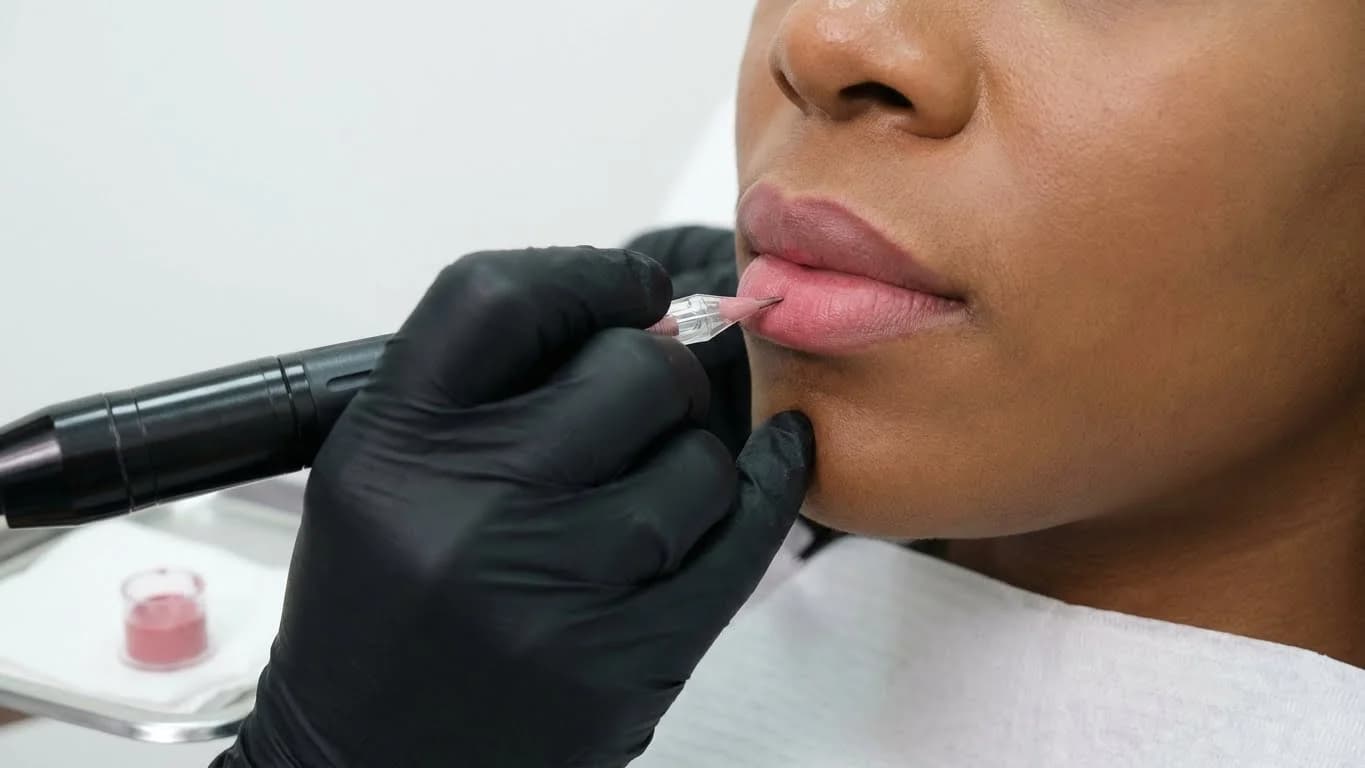 Lip Blush behandeling behandeling bij Beauty Icon Almere